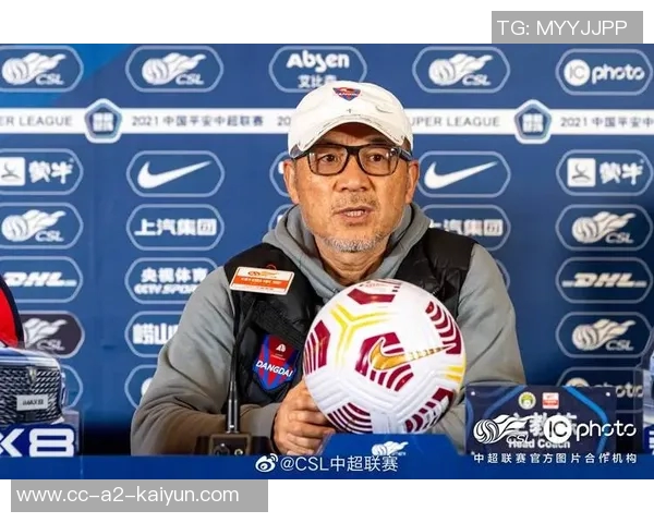 张外龙谈年轻球员快速成长全力以赴追求最终目标的决心与信心