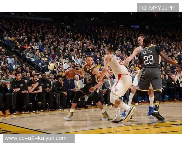 骑士本赛季表现低迷阿伦面对勇士二阵竟未能取胜